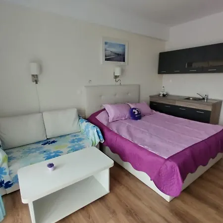 Apartahotel Blaxy Stefi