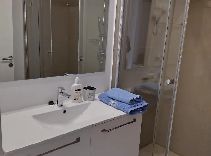 Blaxy Stefi Douăzeci şi Trei August