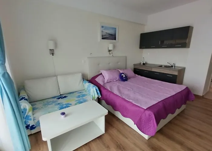 Lägenhetshotell Blaxy Stefi