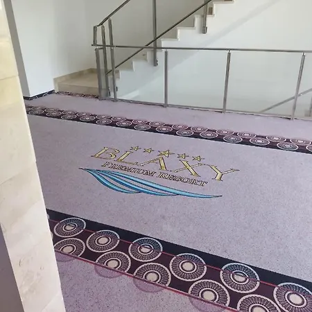 Blaxy Stefi Hotel de apartamente 4*