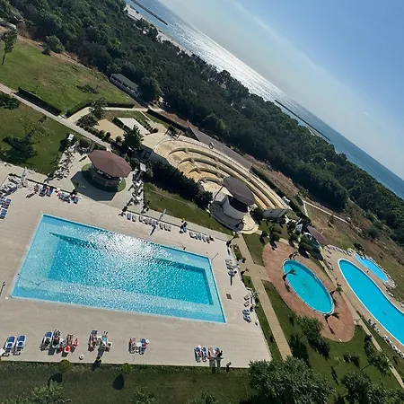 Blaxy Stefi Apartmanhotel